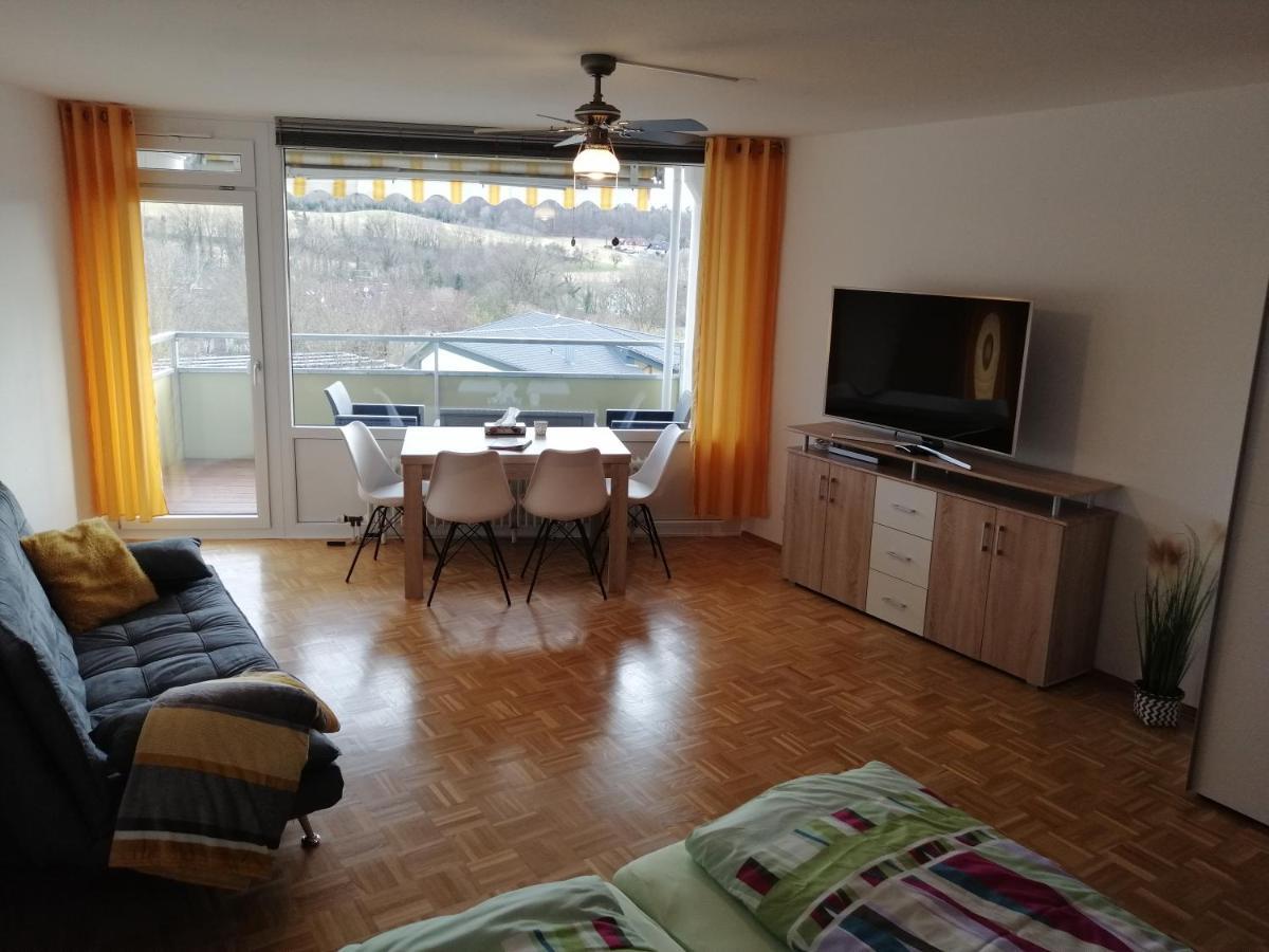 Sonnige Ferienwohnung Mit Seeblick อูลดิงเงน มึลโฮเฟิน ภายนอก รูปภาพ